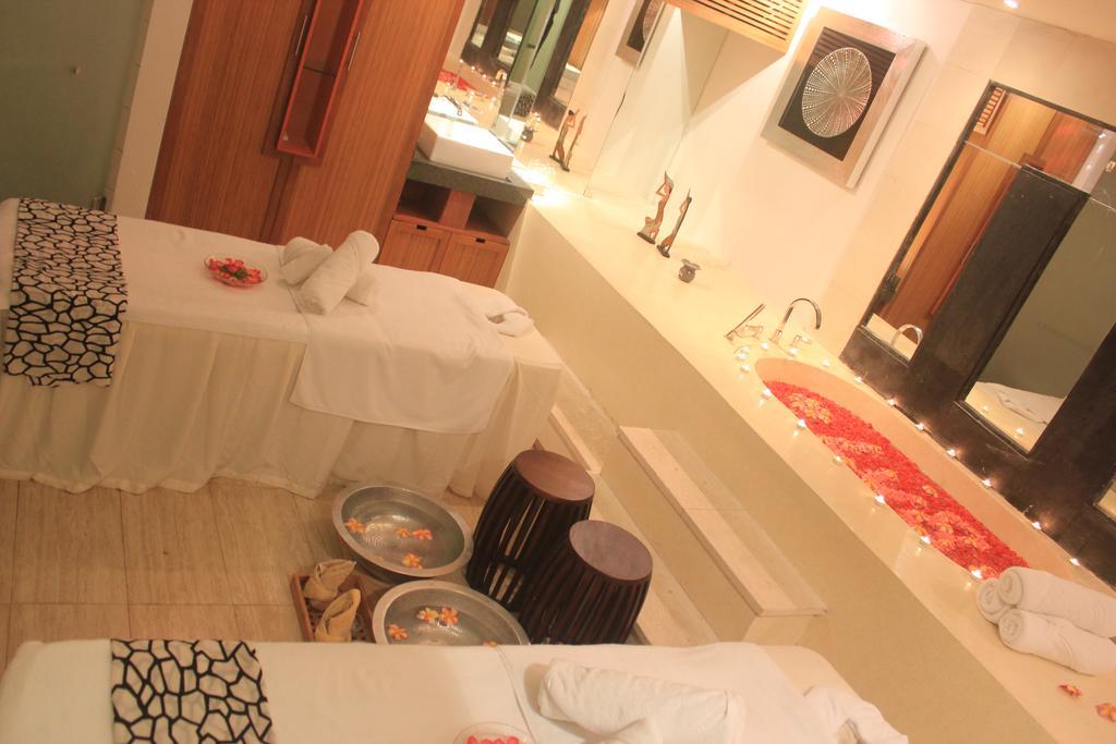 Lv8 Resort Hotel Canggu Esterno foto